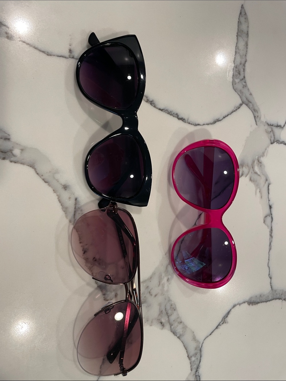 Women’s  Sunglasses - Fashionable UV Shades